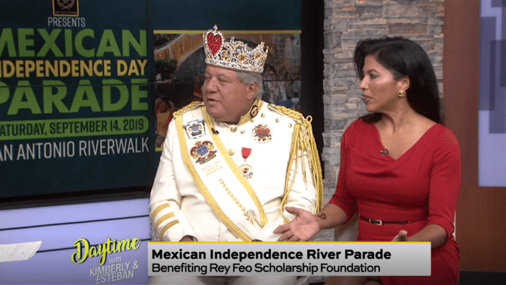 DAYTIME - Mexican Independence River Parade 