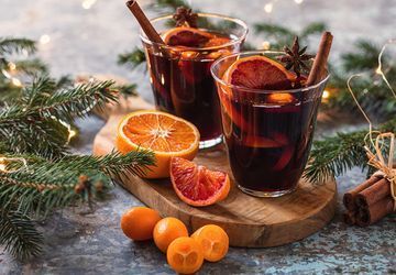 Image for story: Expert tips on creating the perfect holiday cocktail