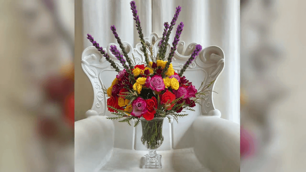Image for story: How to create stunning fall floral arrangements