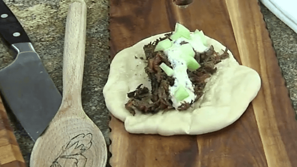 Image for story: How to make braised beef pita - Abraham's meal for the Lord