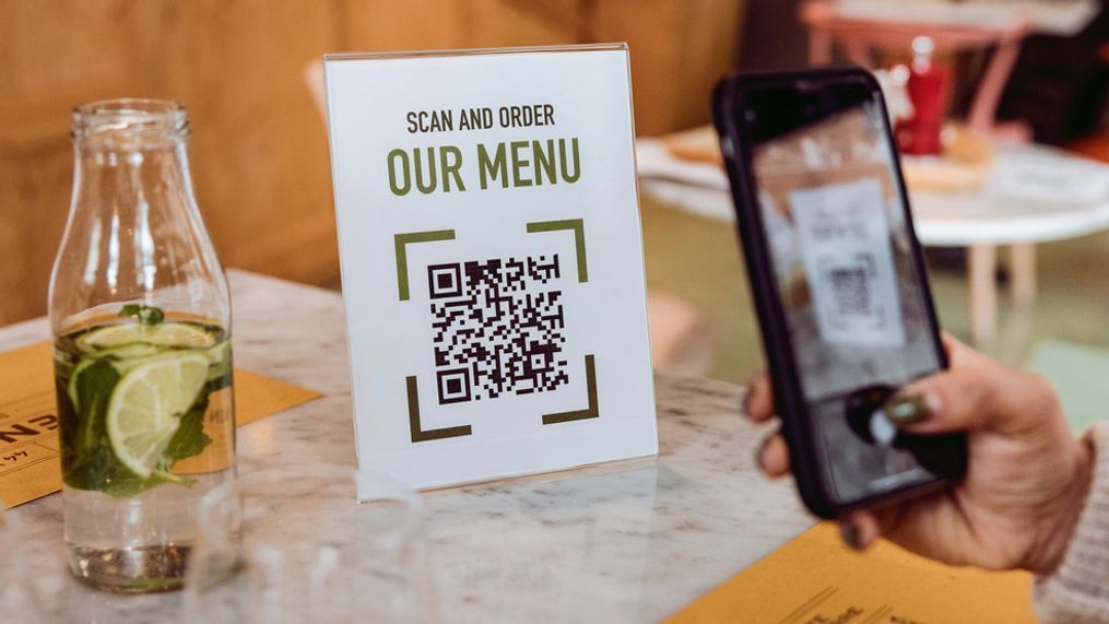 The backlash against QR code menus is now in full force. (Getty Images)