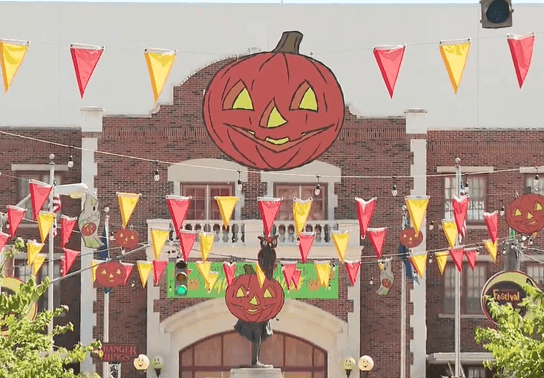 Image for story: Fright Fest 2024 at Six Flags Fiesta Texas