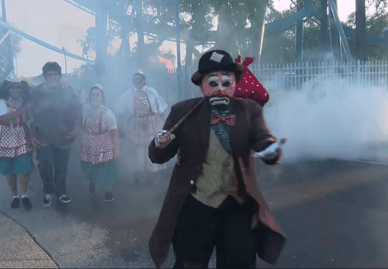 Image for story: SeaWorld Howl-O-Scream 